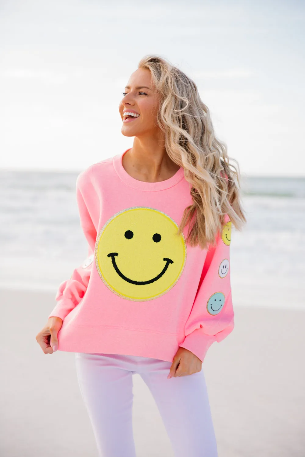 HAPPY FACE PULLOVER