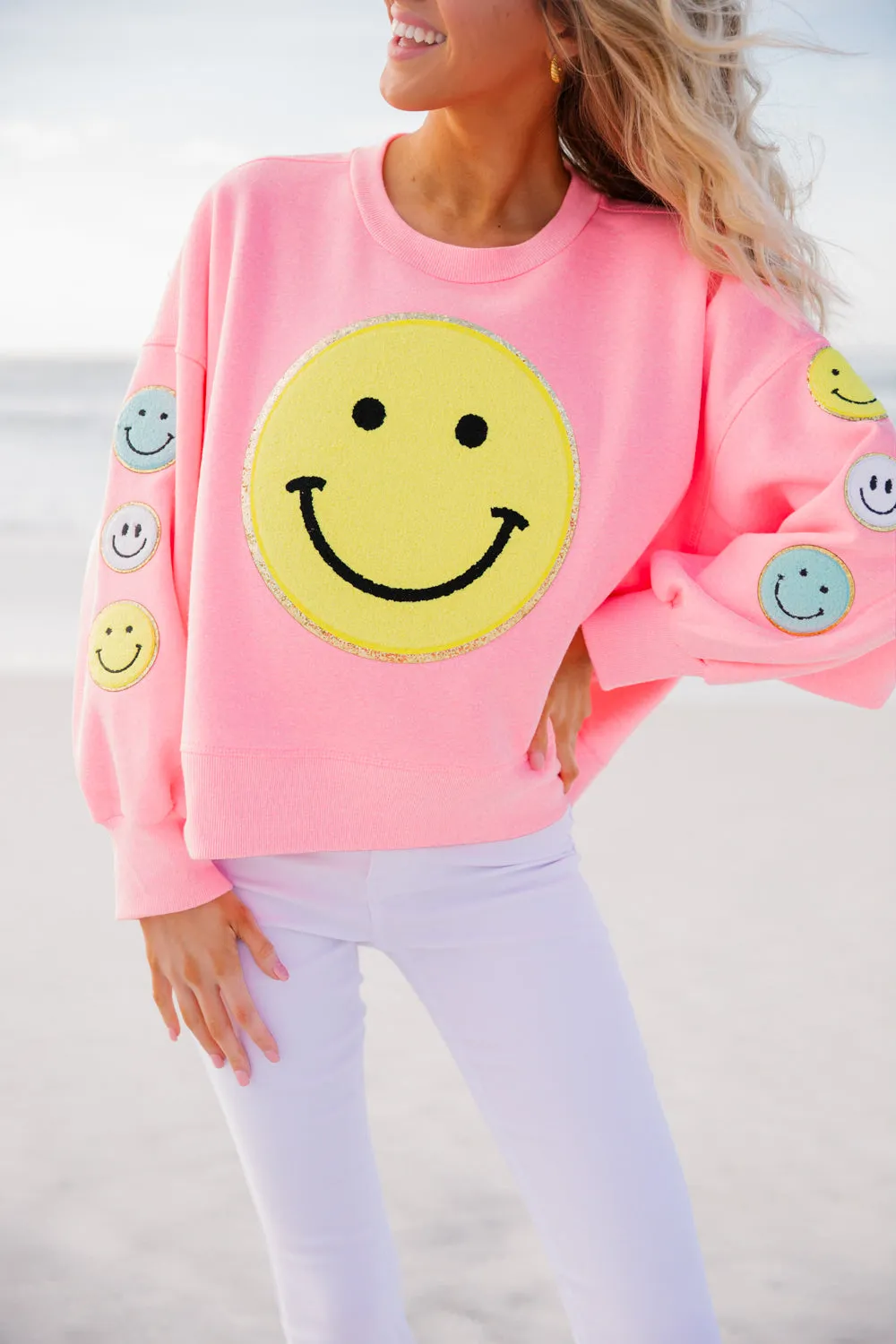 HAPPY FACE PULLOVER