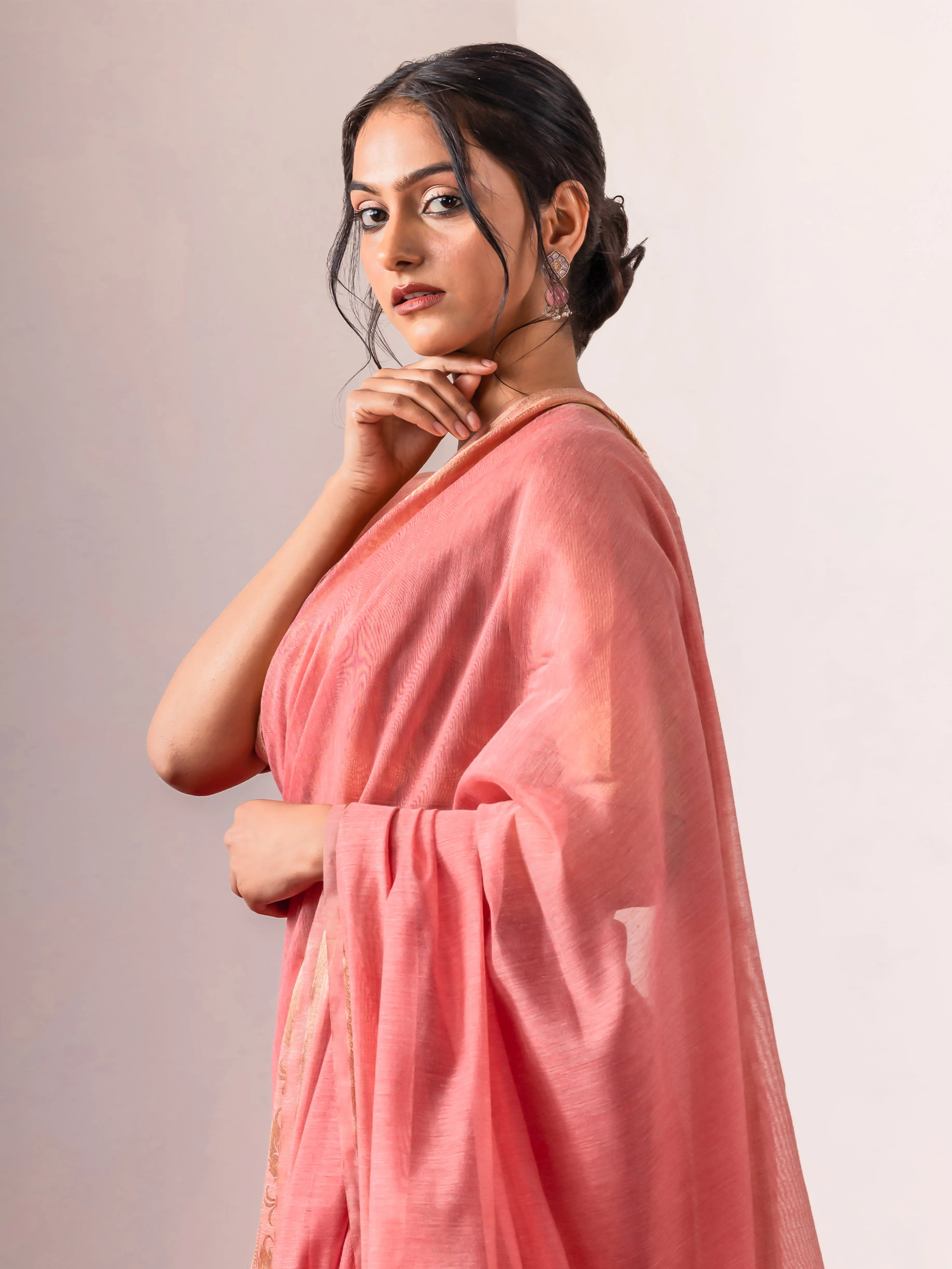 Heather Pink Gold Leaf Pallu Soft Saree with Blouse Fabric