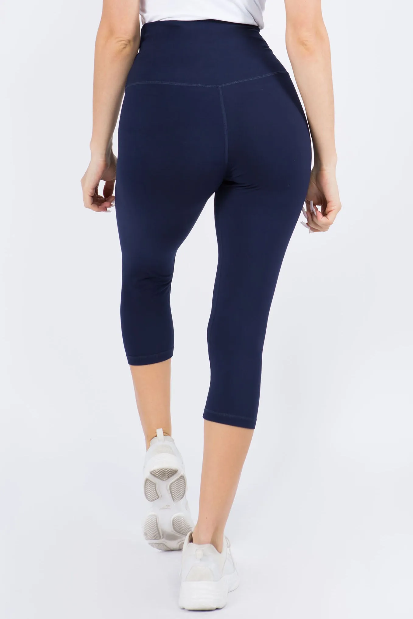 High-Rise Essential Capri Leggings