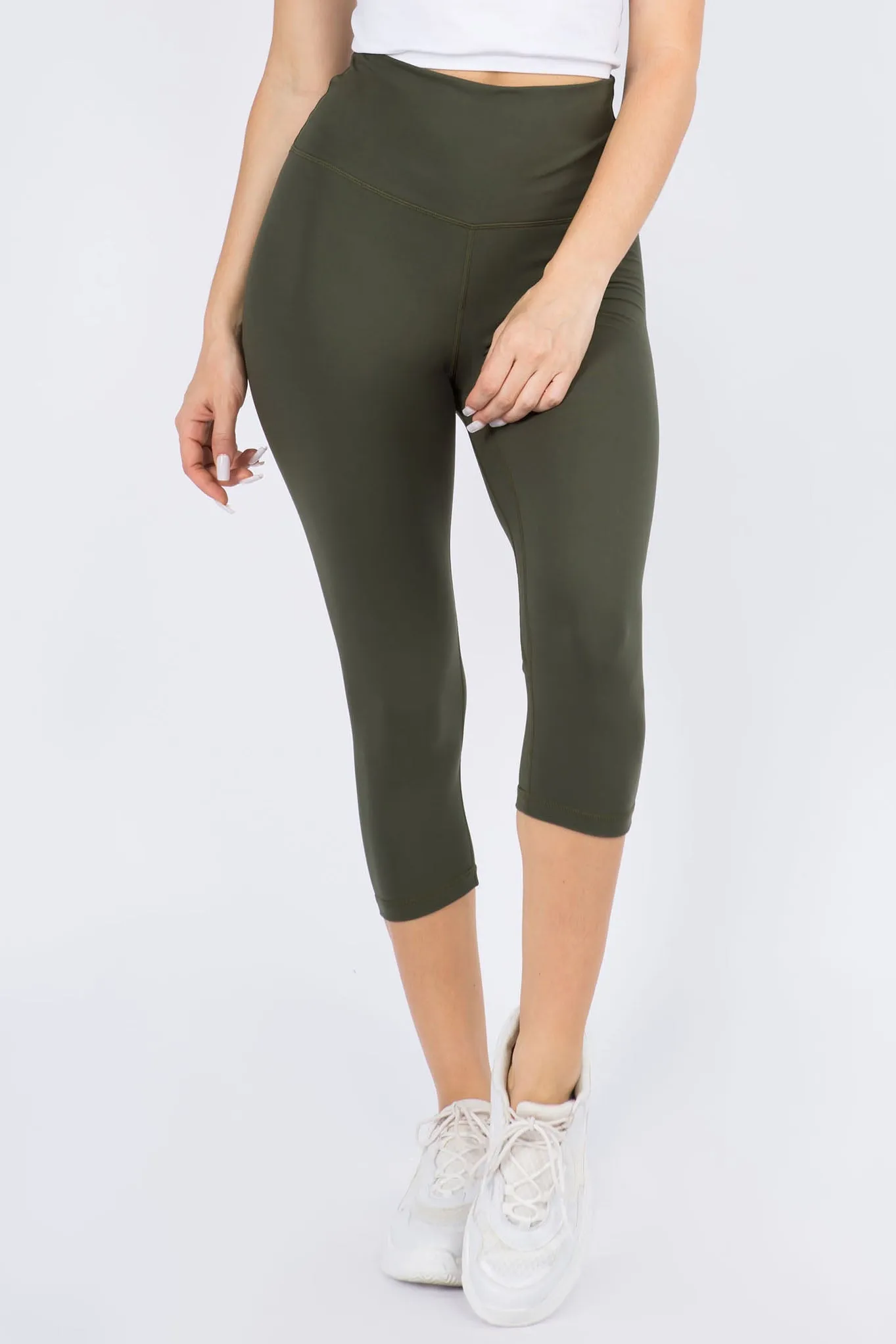 High-Rise Essential Capri Leggings