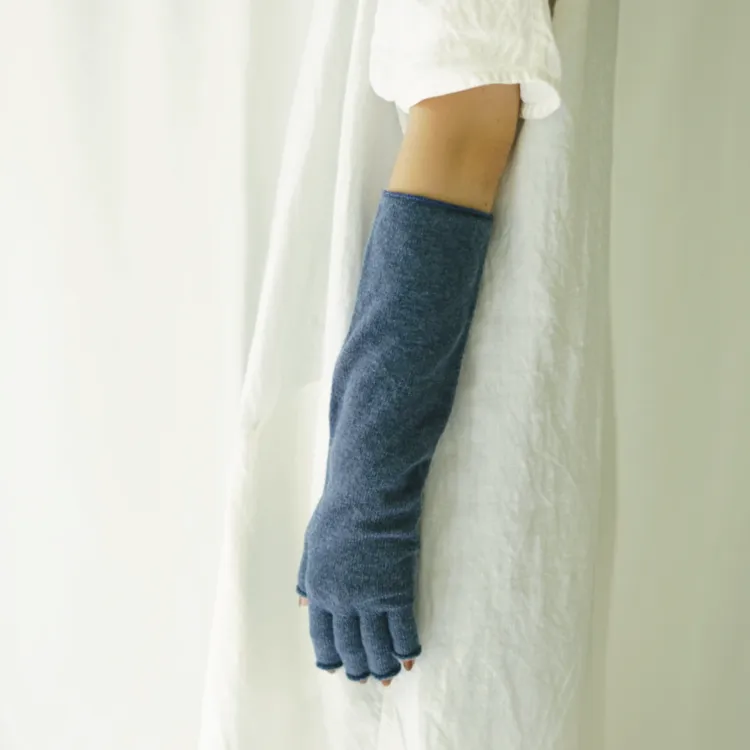 NISHIGUCHI KUTSUSHITA - Teni Merino Wool Hand Gloves