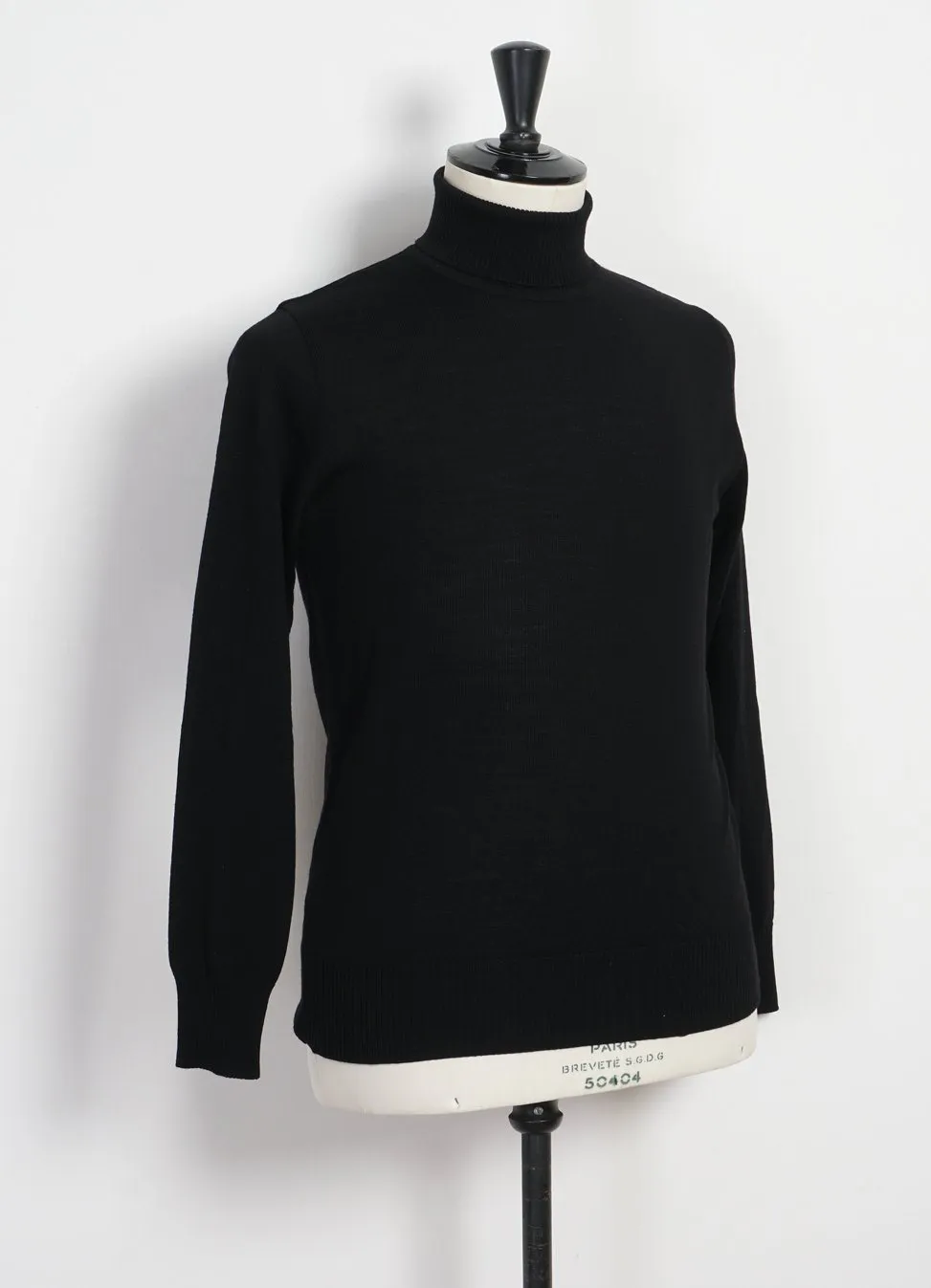 TURTLENECK | Fine Knitwear | Black