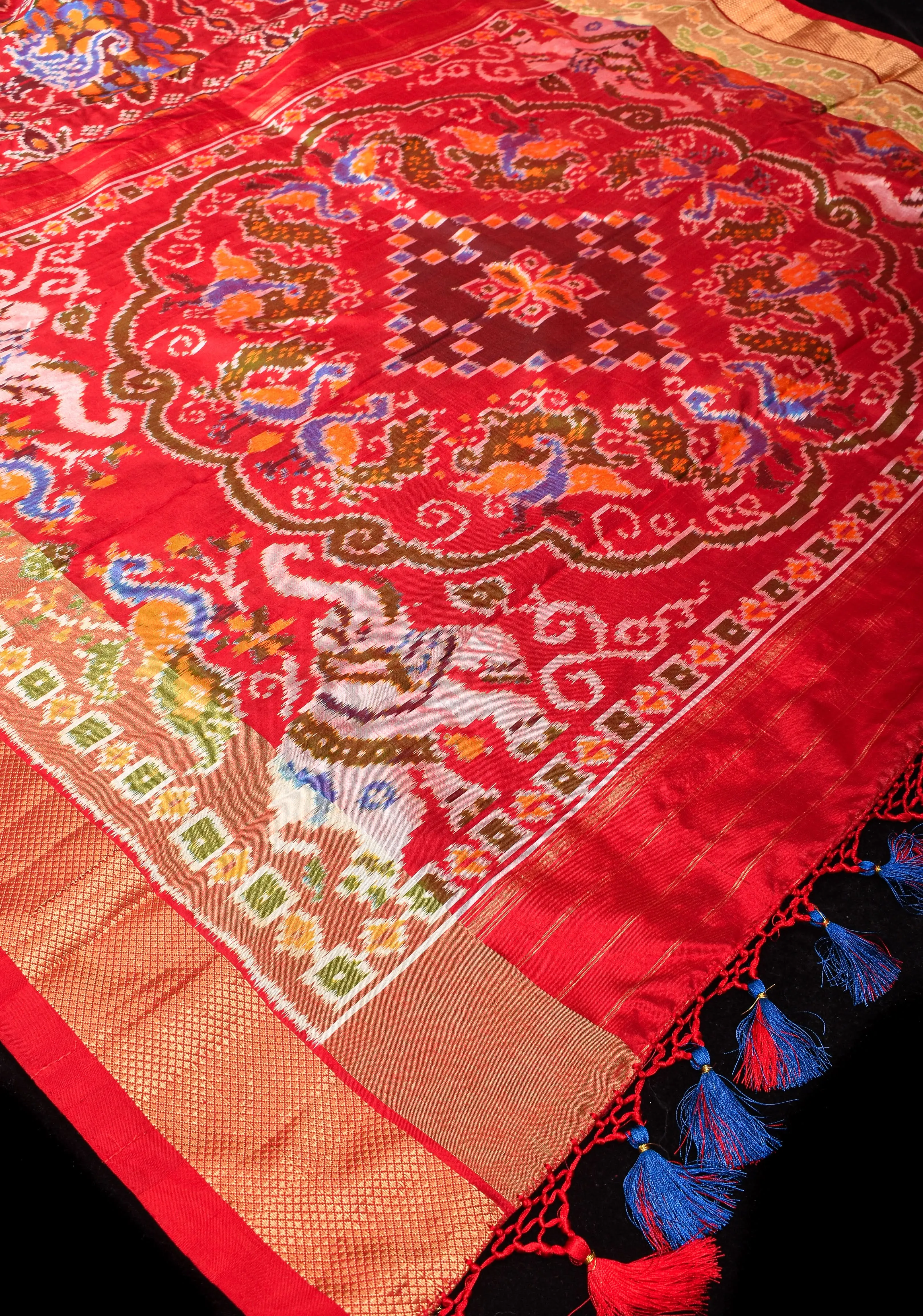 Unique Red Kanjivaram Ikkat fusion Silk Saree with Vanasingaram Pattern and Zari border I SILK MARK CERTIFIED