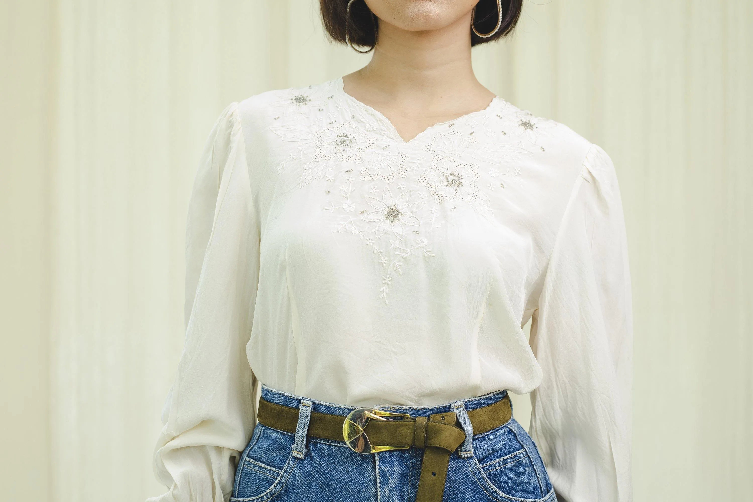 Vintage Silk Cuff Sleeved V-neckline White Blouse